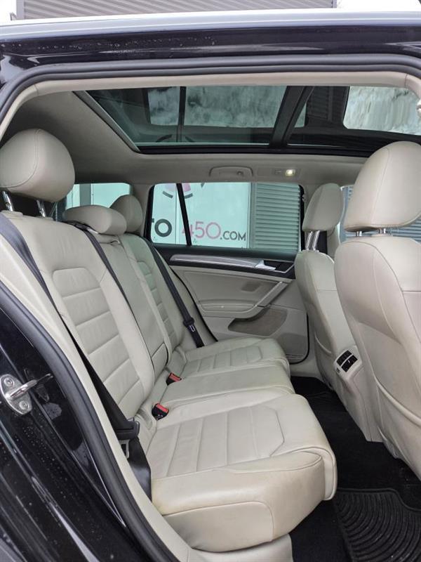 2017 Volkswagen Golf - Image 12