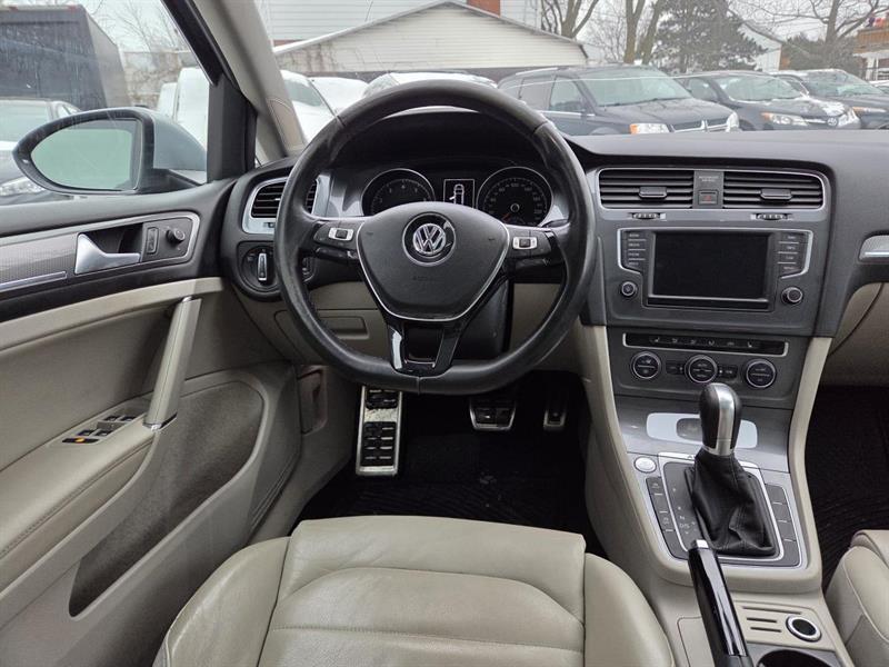 2017 Volkswagen Golf - Image 14