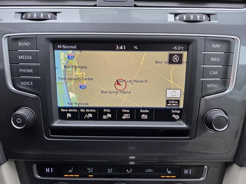 2017 Volkswagen Golf - Image 22