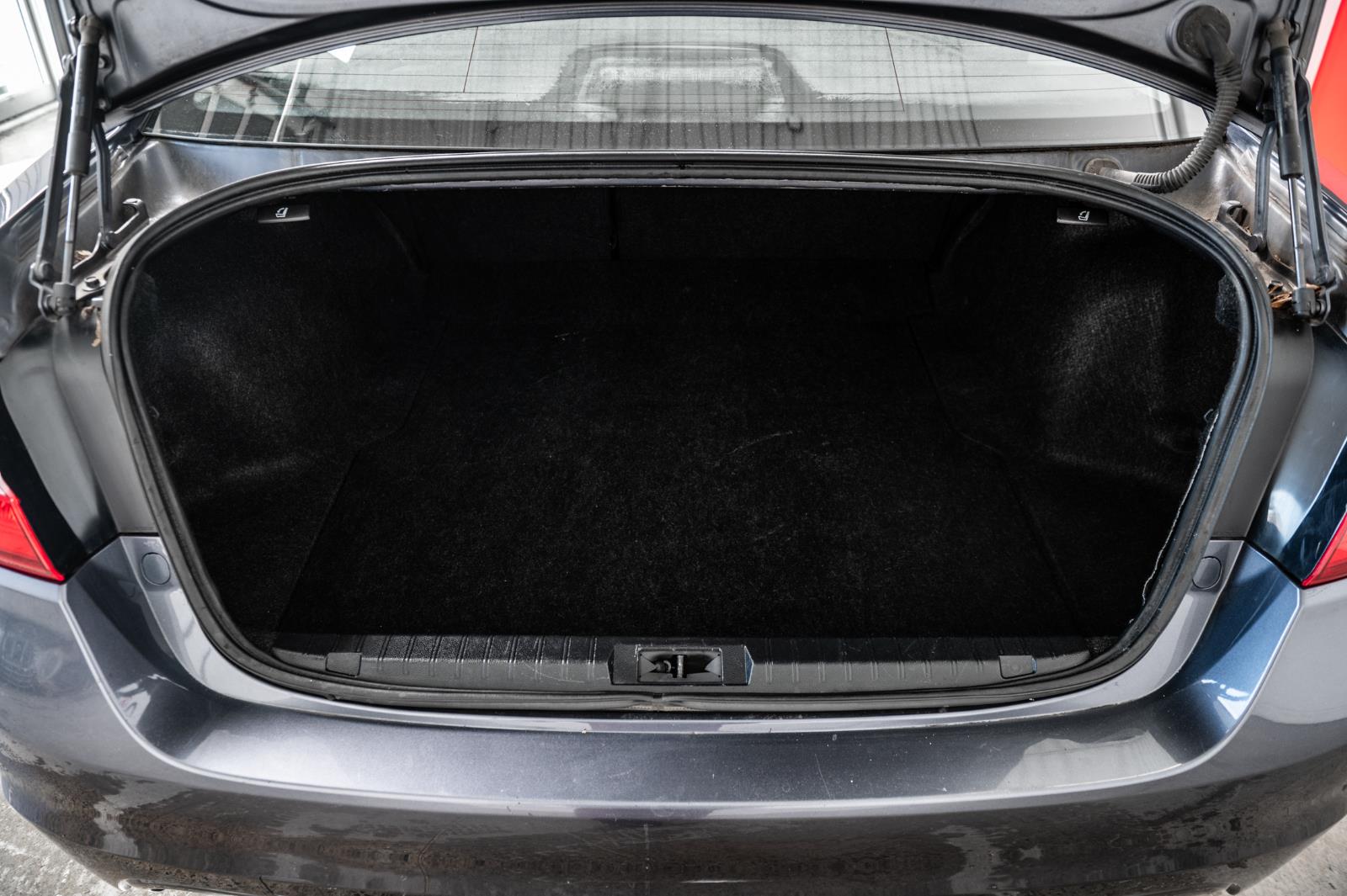 subaru Legacy 2017 - 19