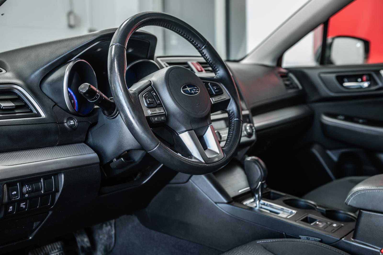 subaru Legacy 2017 - 23