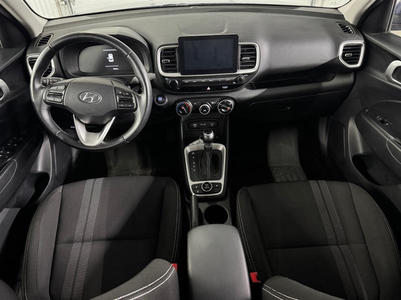 hyundai Venue 2023 - 19