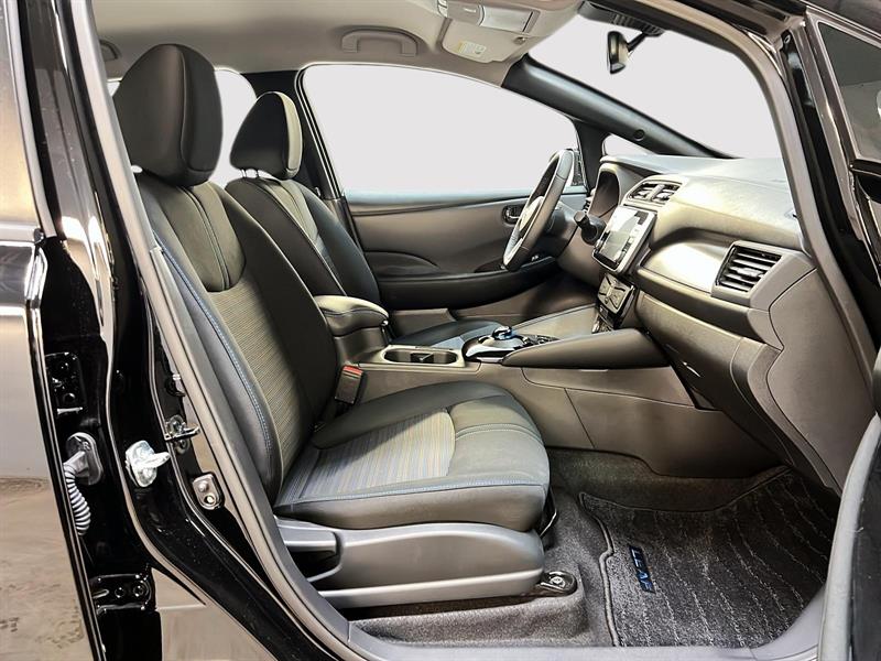 nissan LEAF 2025 - 8