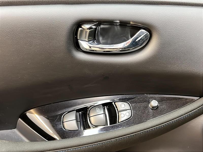 nissan LEAF 2025 - 21