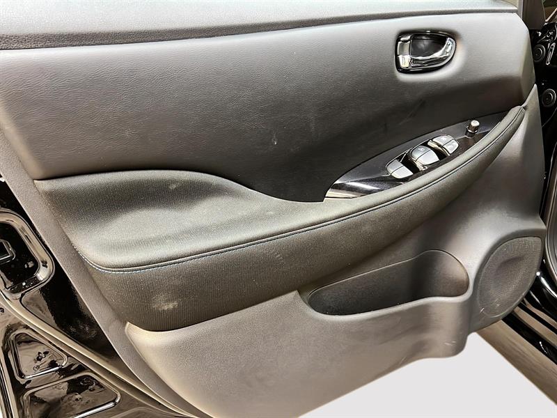 nissan LEAF 2025 - 22