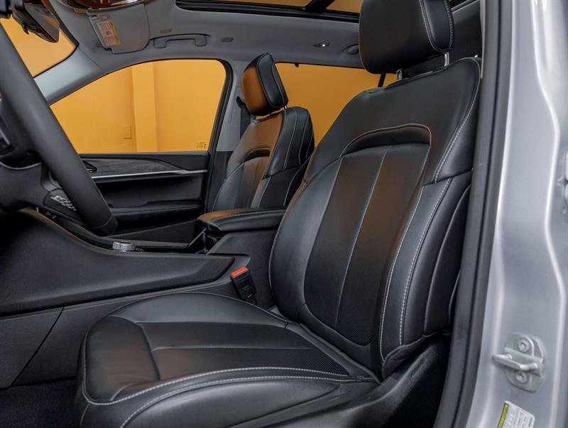 Jeep Grand Cherokee 11