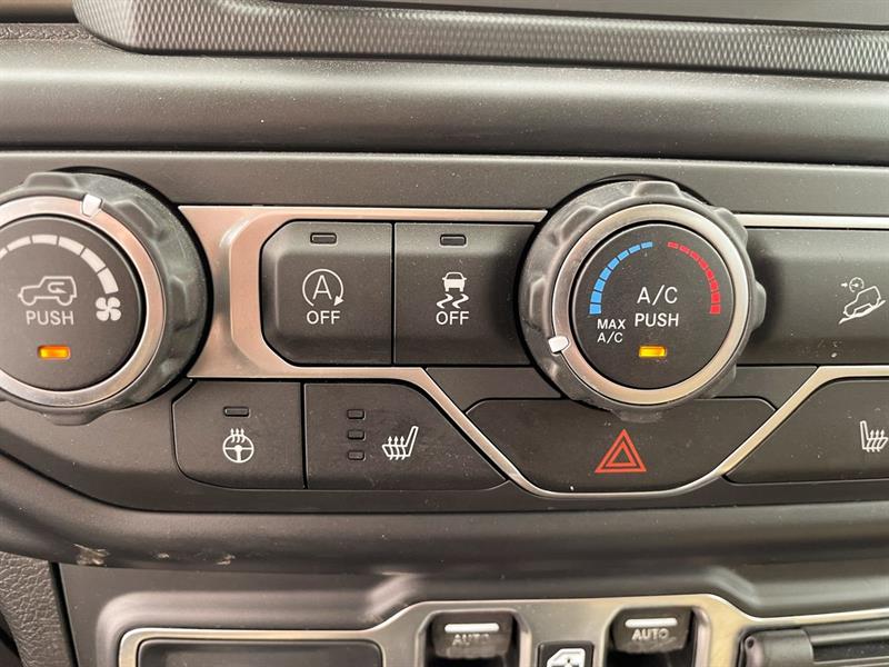 Jeep Wrangler Unlimited 12