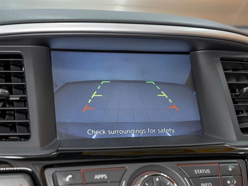 Nissan Pathfinder 18