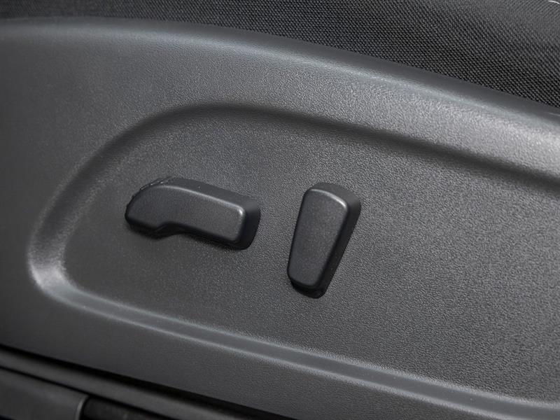 Nissan Pathfinder 24