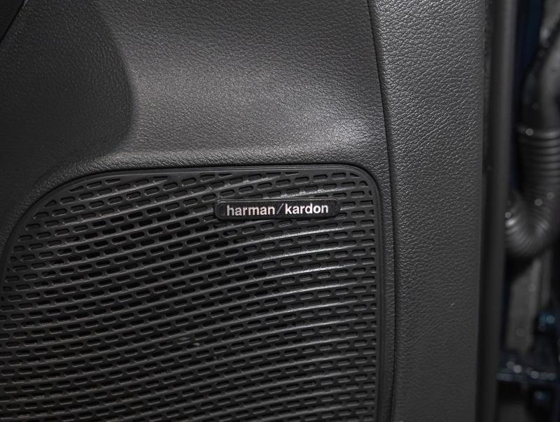 Chrysler Pacifica 19