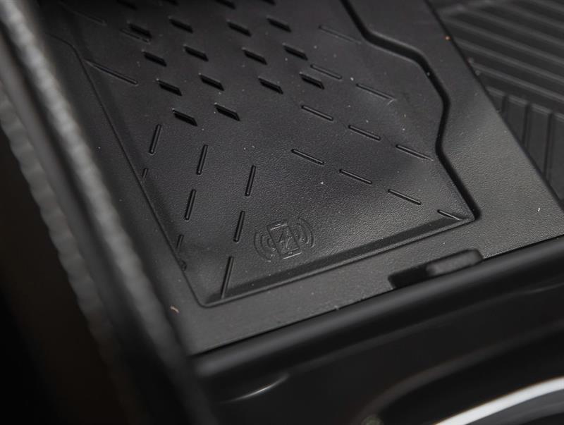 Chrysler Pacifica 28