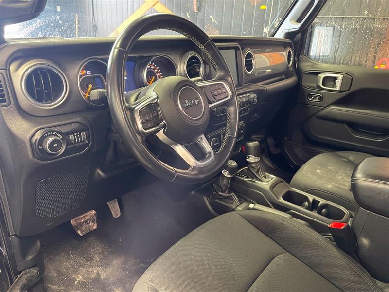 Jeep Wrangler Unlimited 4