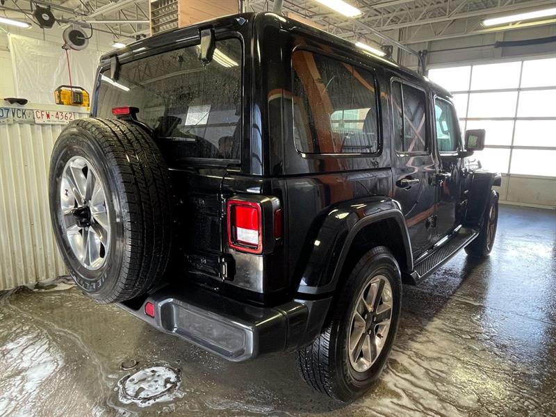 Jeep Wrangler Unlimited 9