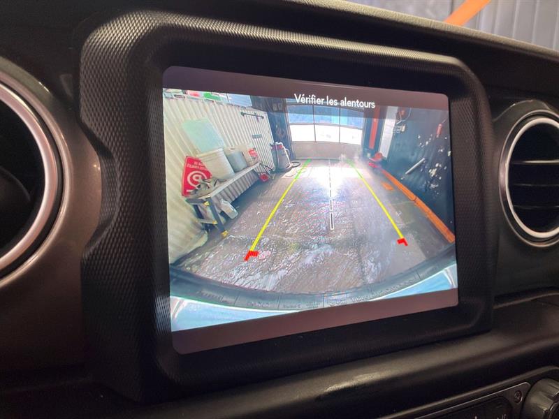 Jeep Wrangler Unlimited 13