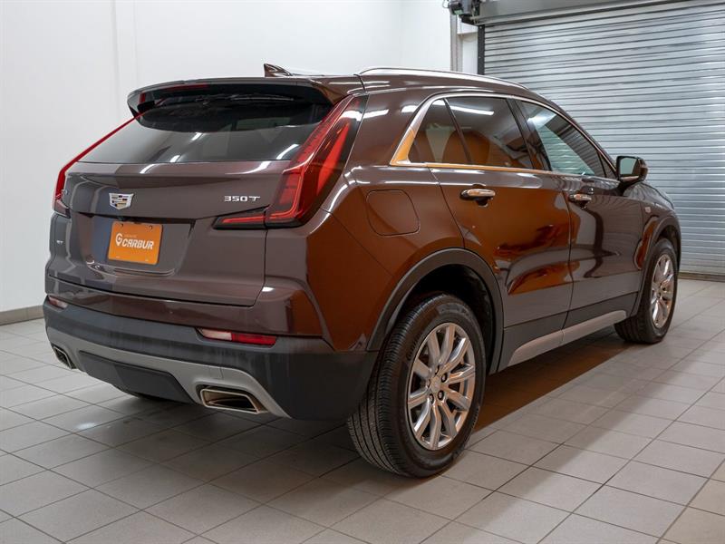 Cadillac XT4 8