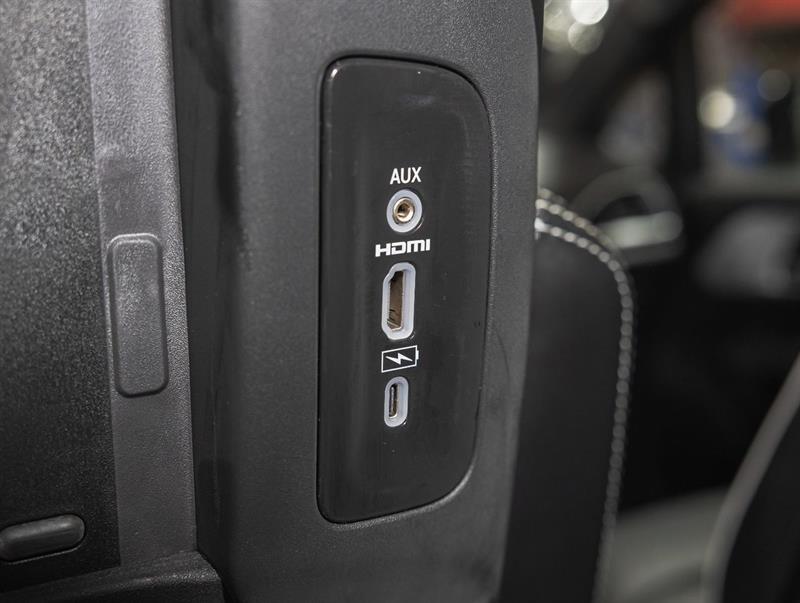 Chrysler Pacifica 13