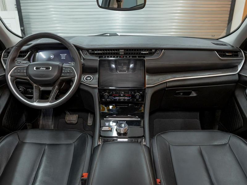 Jeep Grand Cherokee 11