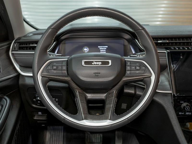 Jeep Grand Cherokee 12