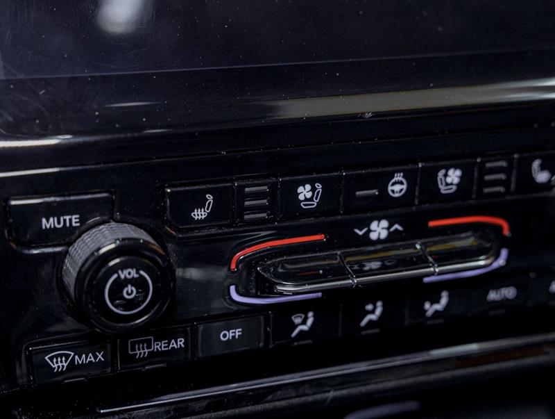 Jeep Grand Cherokee 23