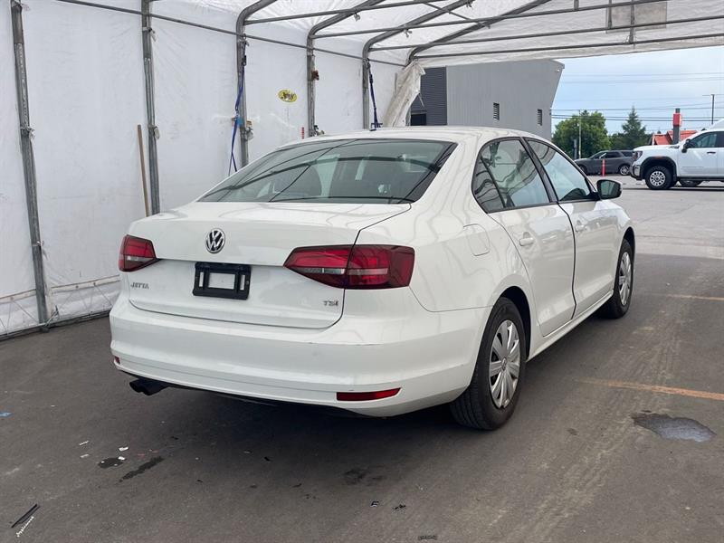 volkswagen Jetta 2016 - 8