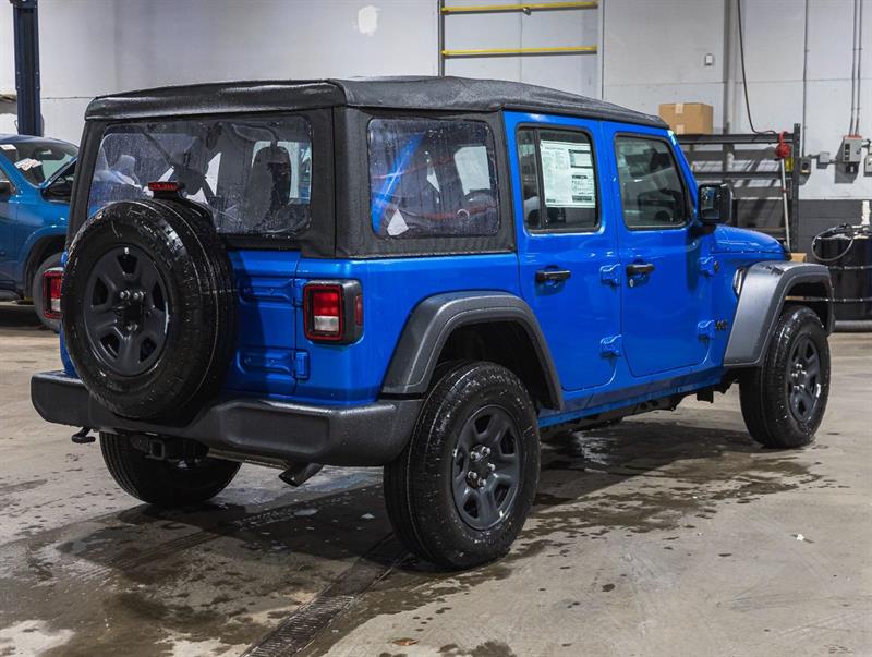 jeep Wrangler 2025 - 8
