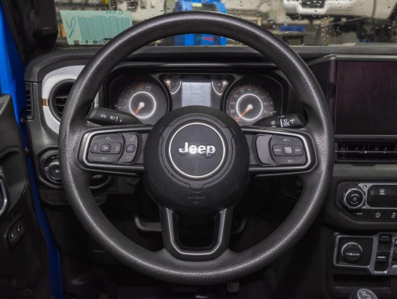 jeep Wrangler 2025 - 12