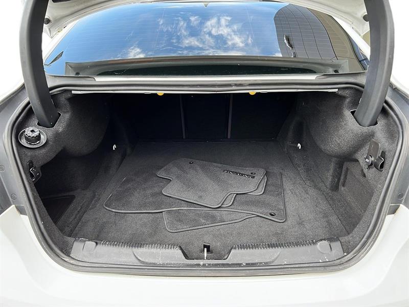 jaguar XE 2018 - 7