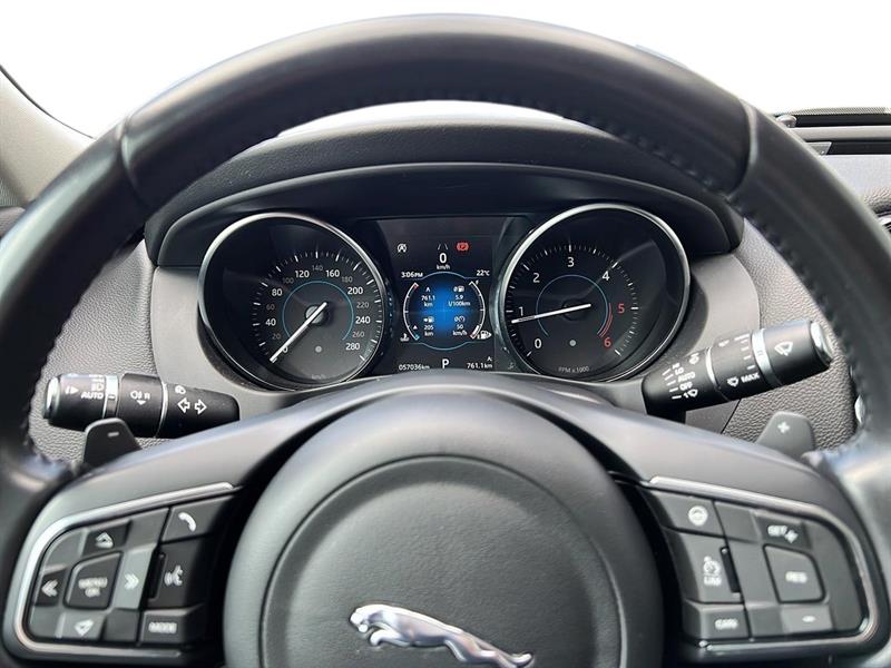 jaguar XE 2018 - 14