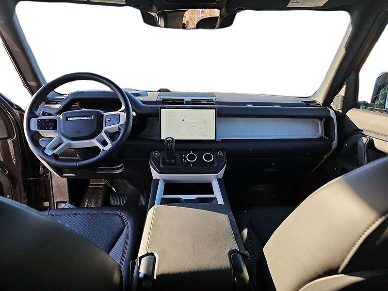 land rover Defender 2025 - 8
