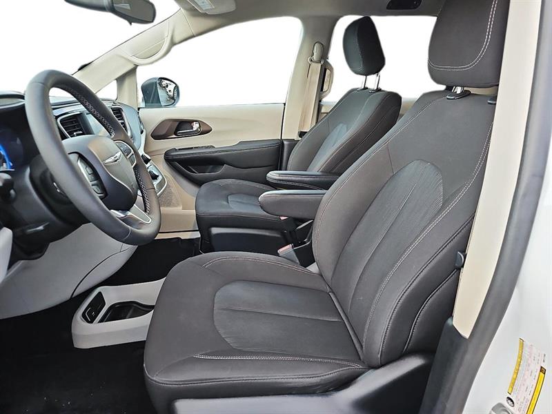 chrysler Grand Caravan 2022 - 8