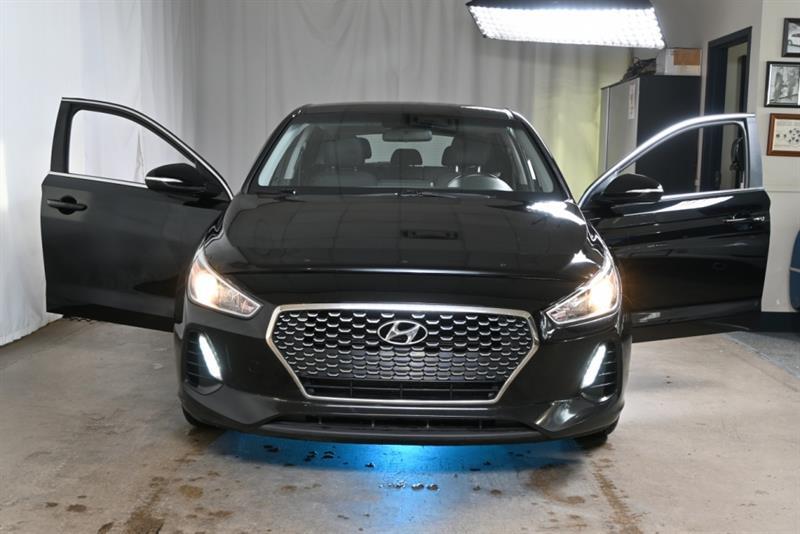 2018 Hyundai Elantra - Image 35