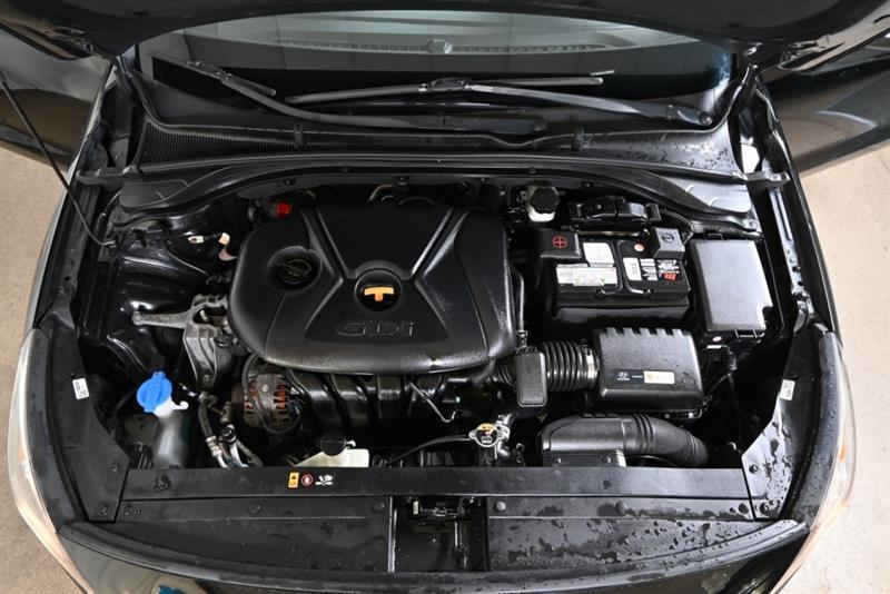 2018 Hyundai Elantra - Image 37