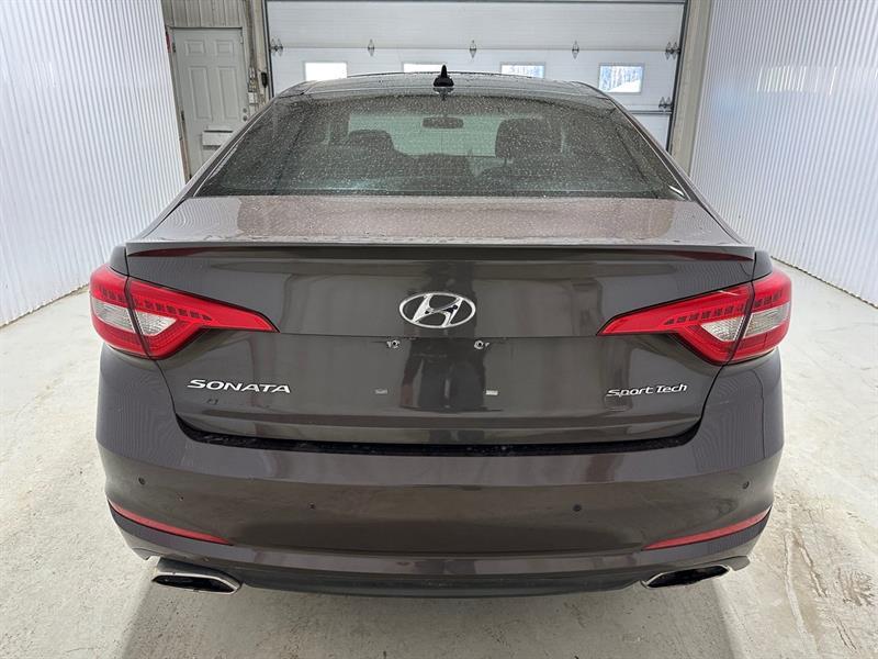 2016 Hyundai Sonata - Image 7