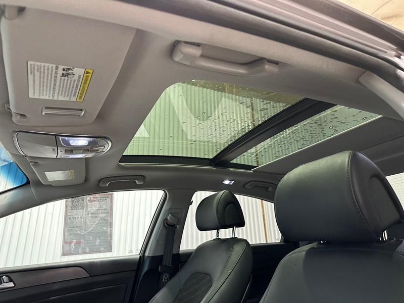 2016 Hyundai Sonata - Image 11