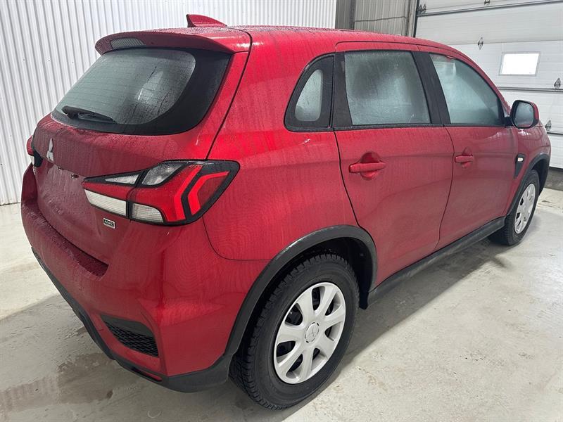 2020 Mitsubishi RVR - Image 5