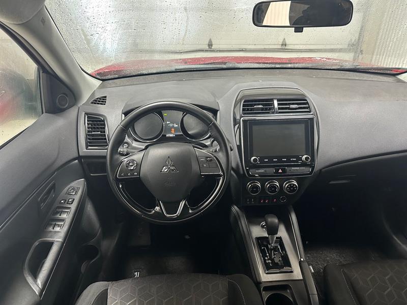 2020 Mitsubishi RVR - Image 13