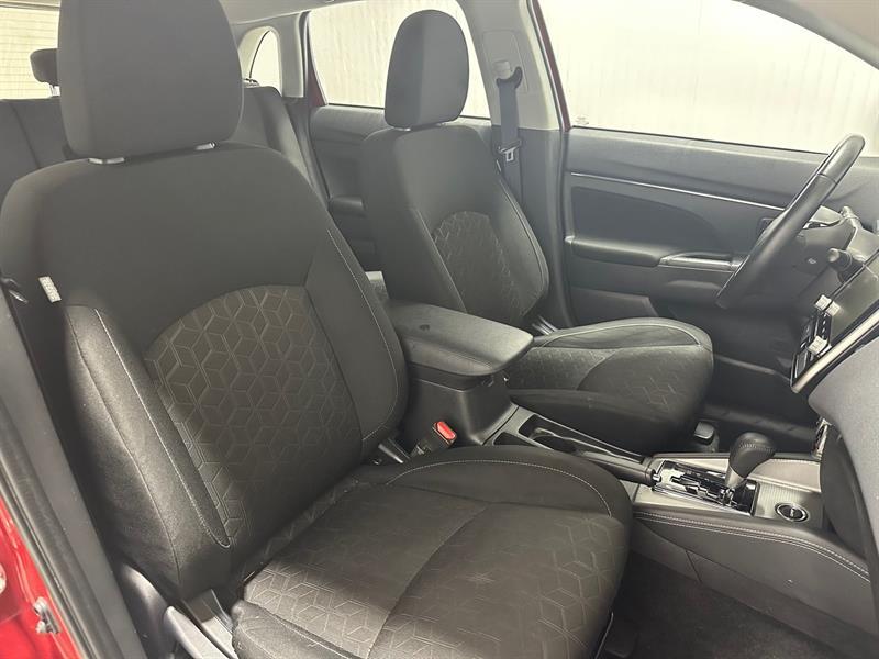 2020 Mitsubishi RVR - Image 18