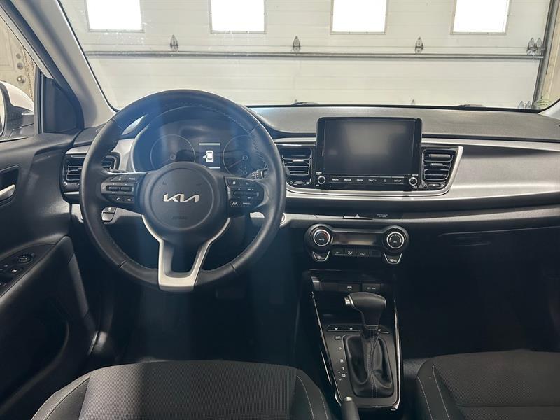 2023 Kia Rio - Image 14