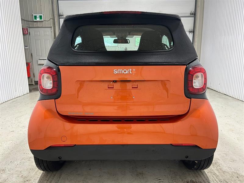 2018 Smart Fortwo - Image 8
