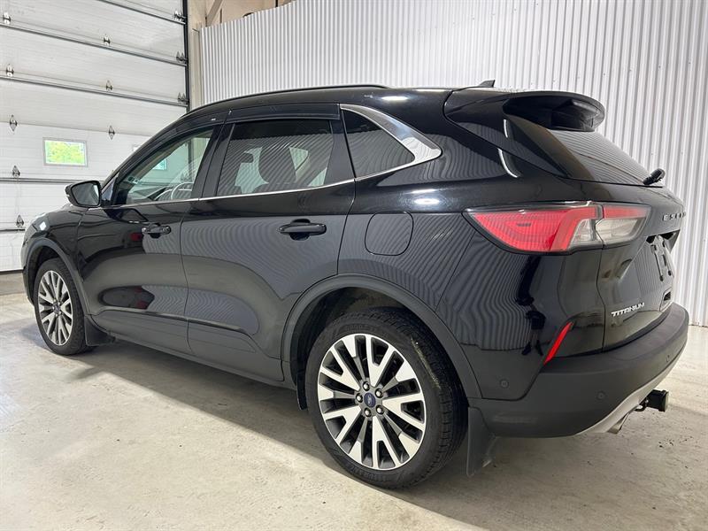 2020 Ford Escape - Image 11