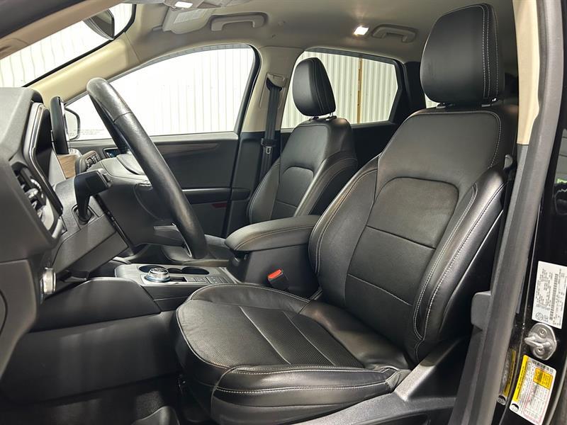 2020 Ford Escape - Image 12