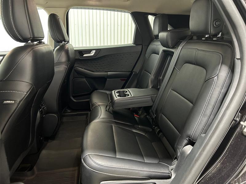 2020 Ford Escape - Image 15
