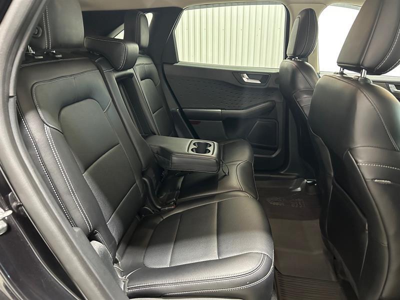 2020 Ford Escape - Image 18