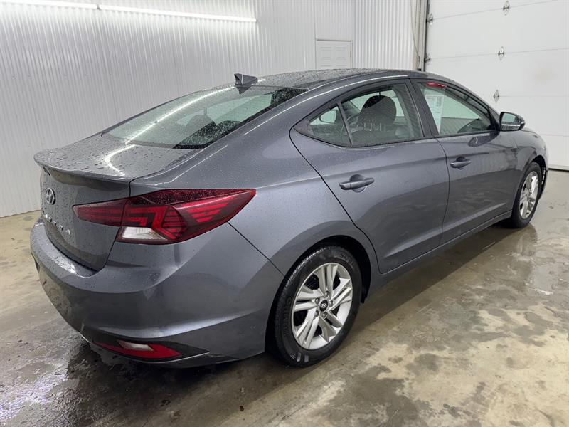 2020 Hyundai Elantra - Image 5