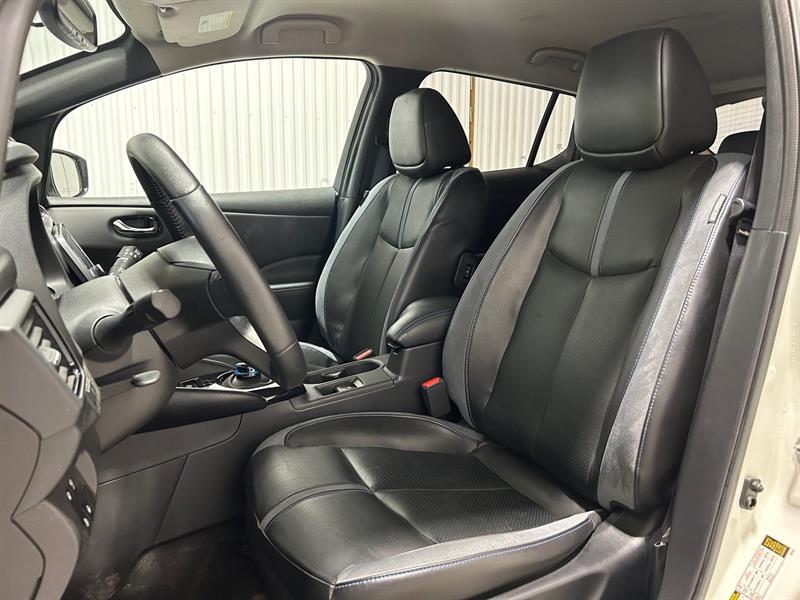 2020 Nissan Leaf - Image 13