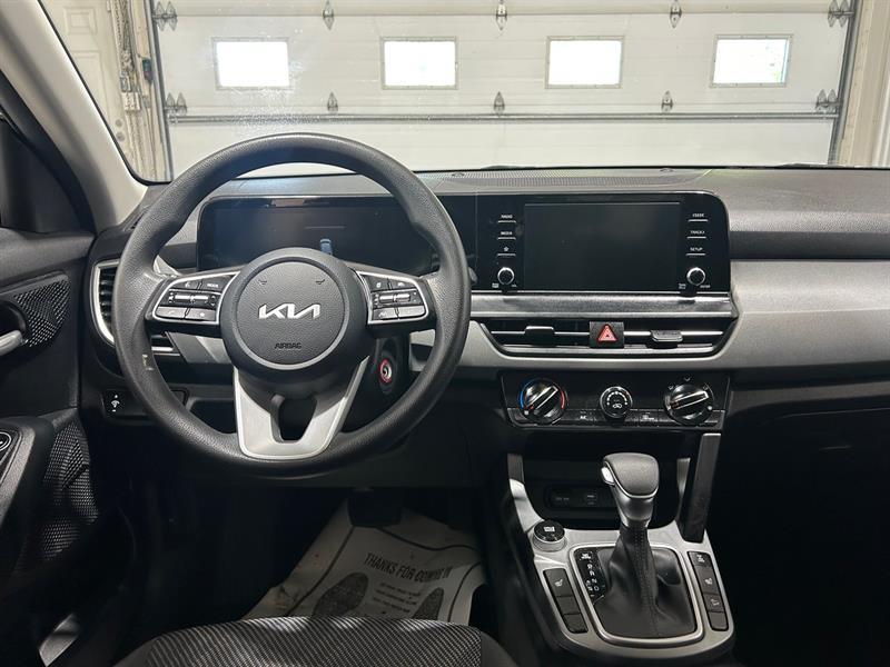 2024 Kia Seltos - Image 15