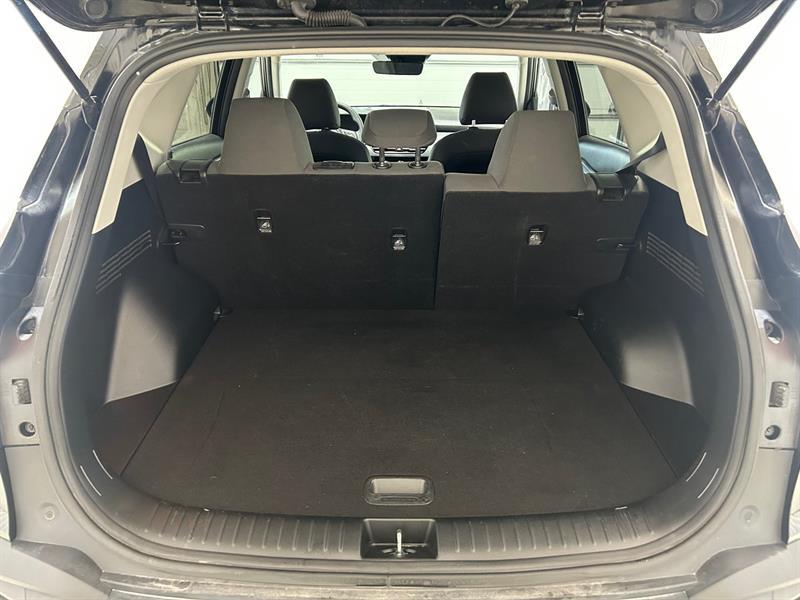 2024 Kia Seltos - Image 17