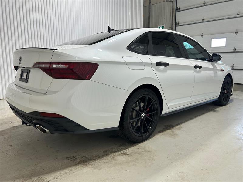 2024 Volkswagen Jetta - Image 6