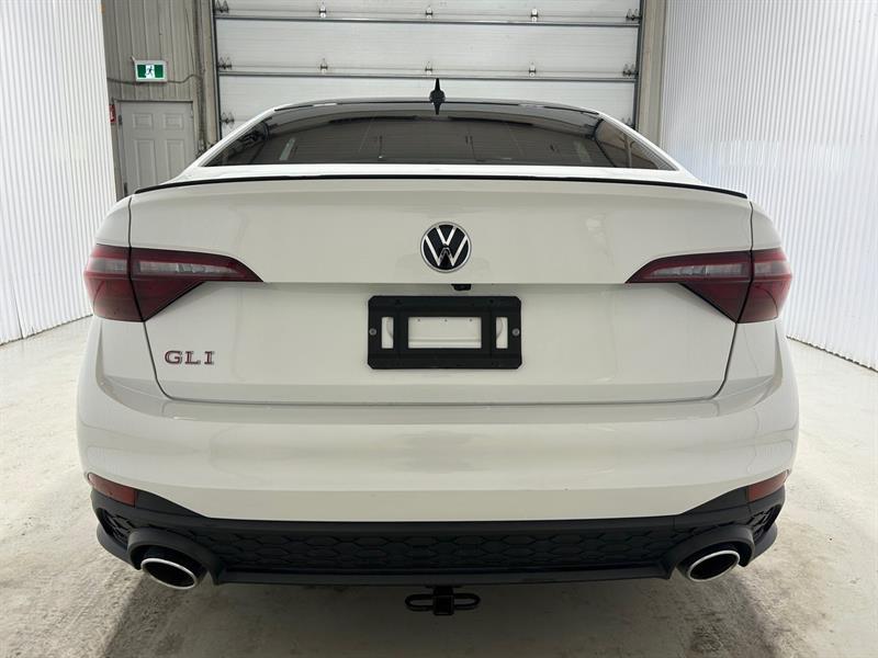 2024 Volkswagen Jetta - Image 8