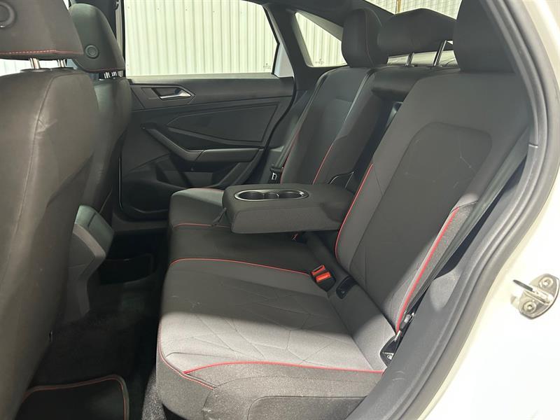 2024 Volkswagen Jetta - Image 16